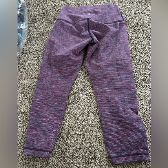 Lululemon Wunder Under Crop Size 6 NWOT - Picture 2 of 3